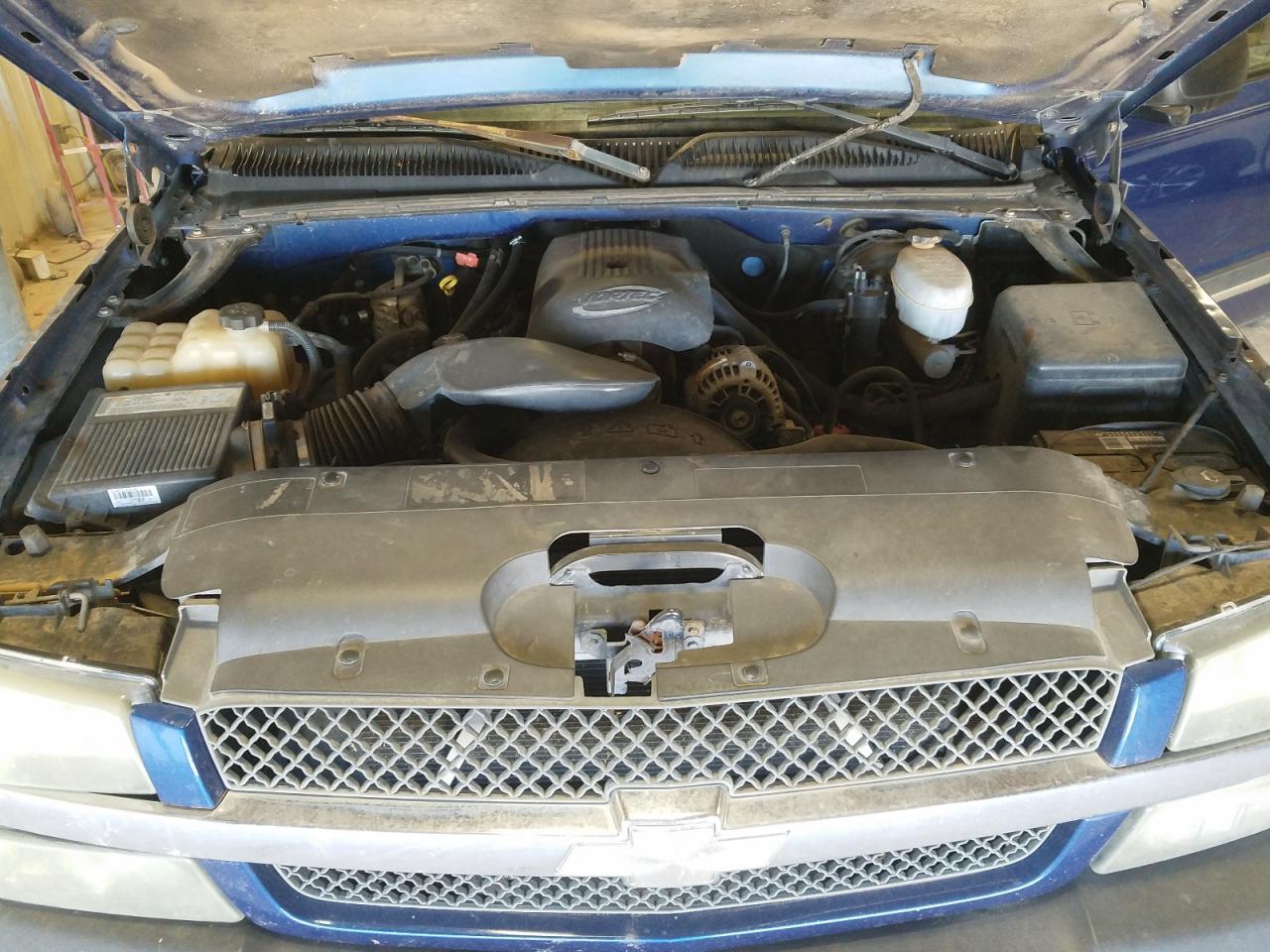 Photo 7 from auction – 2004 CHEVROLET SILVERADO with VIN 2GCEC19V741118641