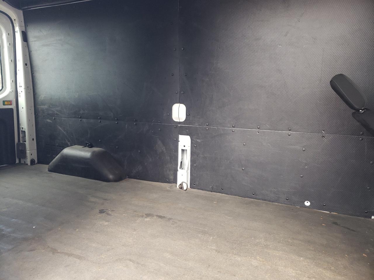 Photo 6 from auction – 2020 FORD TRANSIT T- with VIN 1FTBR1C81LKA04105