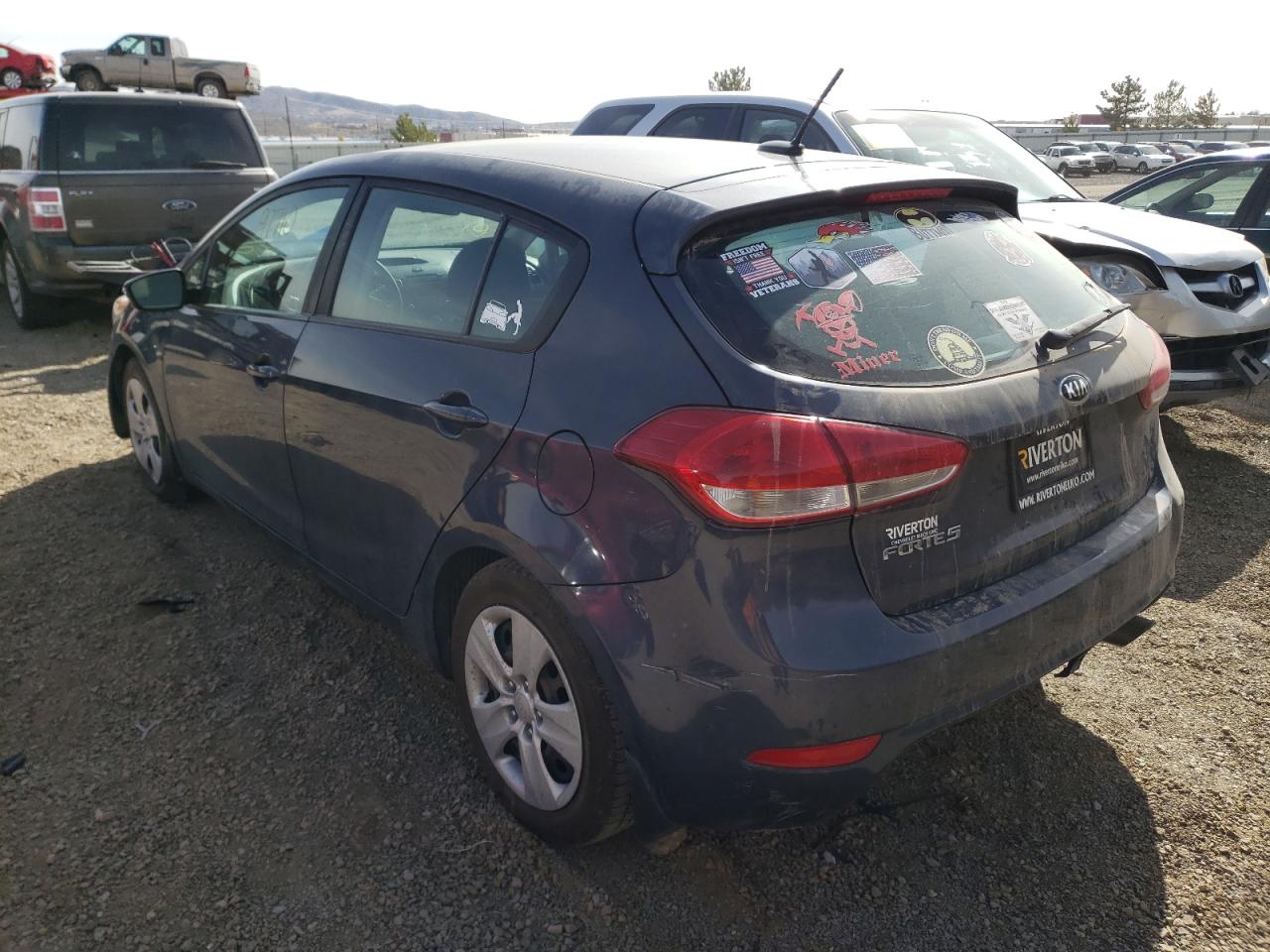 Photo 15 from auction – 2016 KIA FORTE LX with VIN KNAFK5A82G5631297
