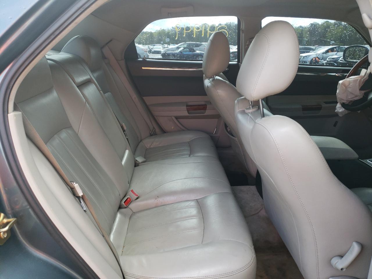 Photo 6 from auction – 2005 CHRYSLER 300C with VIN 2C3JA63H65H149624