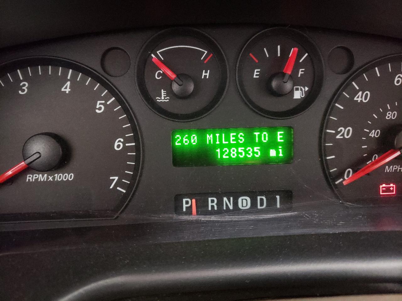 Foto 8 de la subasta – 2004 FORD TAURUS SE con VIN 1FAFP53U54A152413