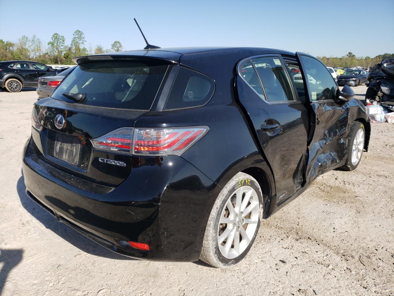 Photo 4 from auction – 2012 LEXUS CT 200 with VIN JTHKD5BH4C2060870