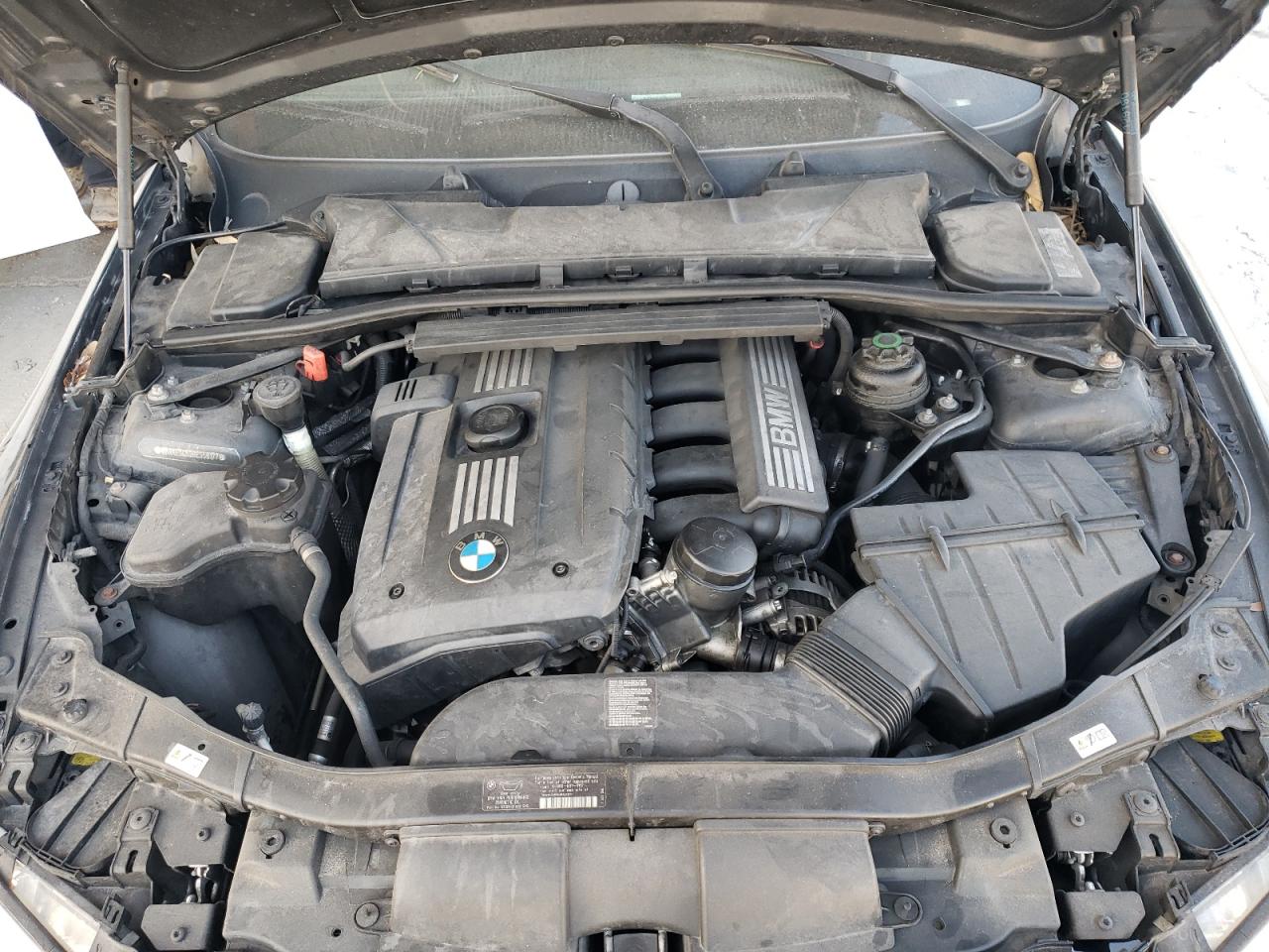 Photo 7 from auction – 2011 BMW 328 I with VIN WBAKE3C52BE558177