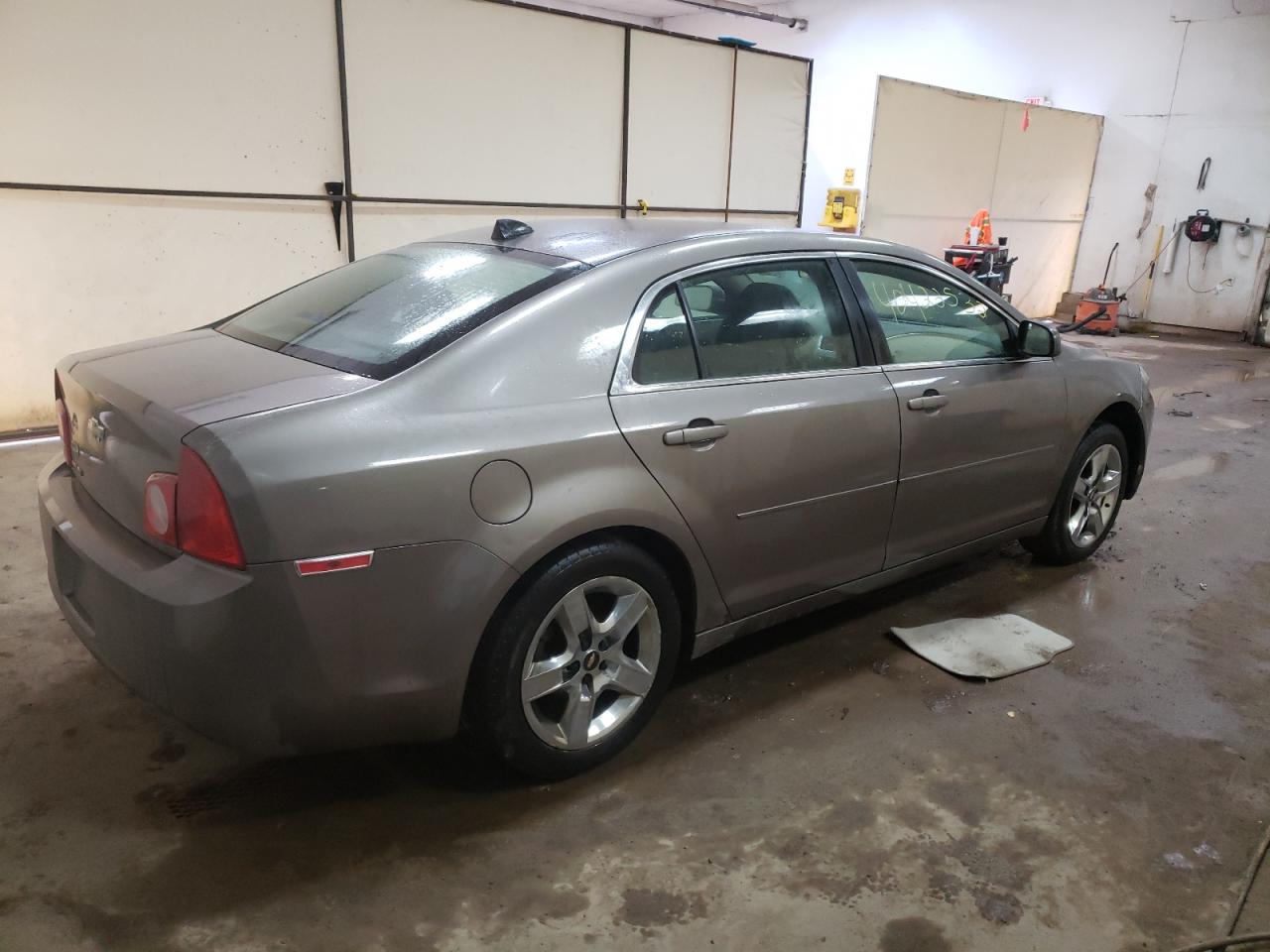 Photo 4 from auction – 2012 CHEVROLET MALIBU LS with VIN 1G1ZB5E0XCF202670