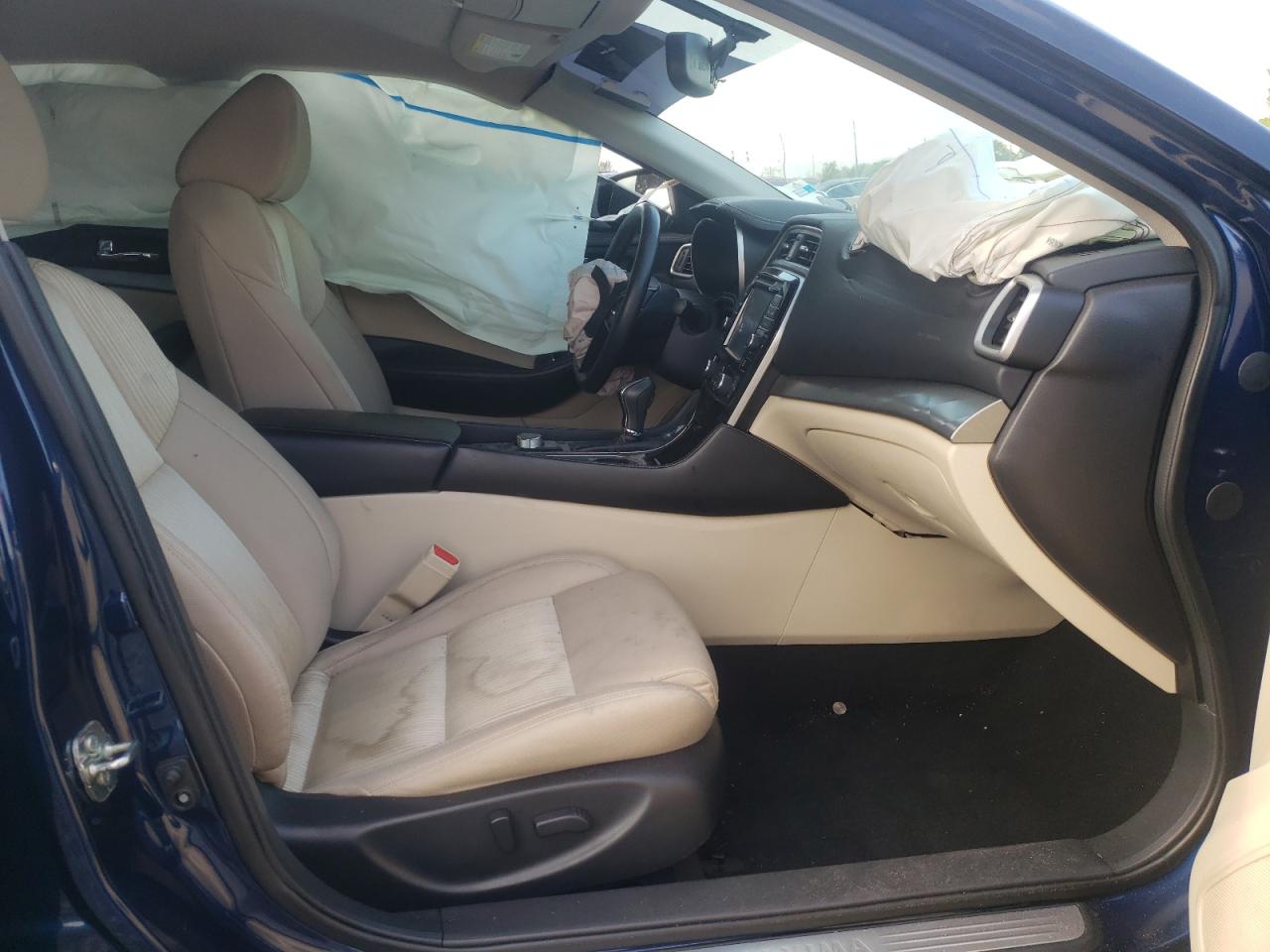Photo 5 from auction – 2017 NISSAN MAXIMA 3.5 with VIN 1N4AA6AP0HC398407