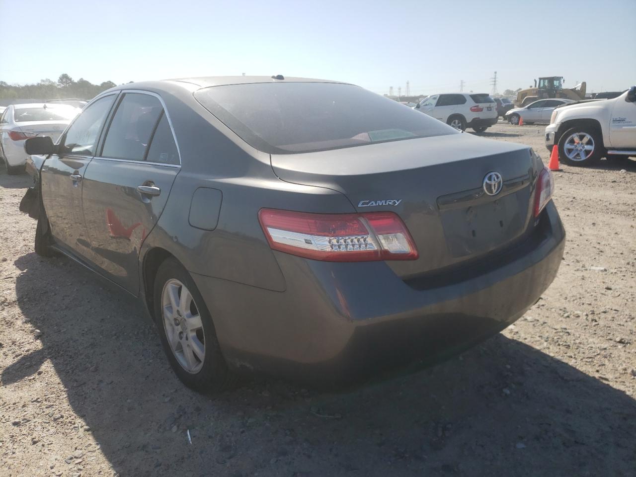 Photo 3 from auction – 2010 TOYOTA CAMRY BASE with VIN 4T4BF3EK7AR065944
