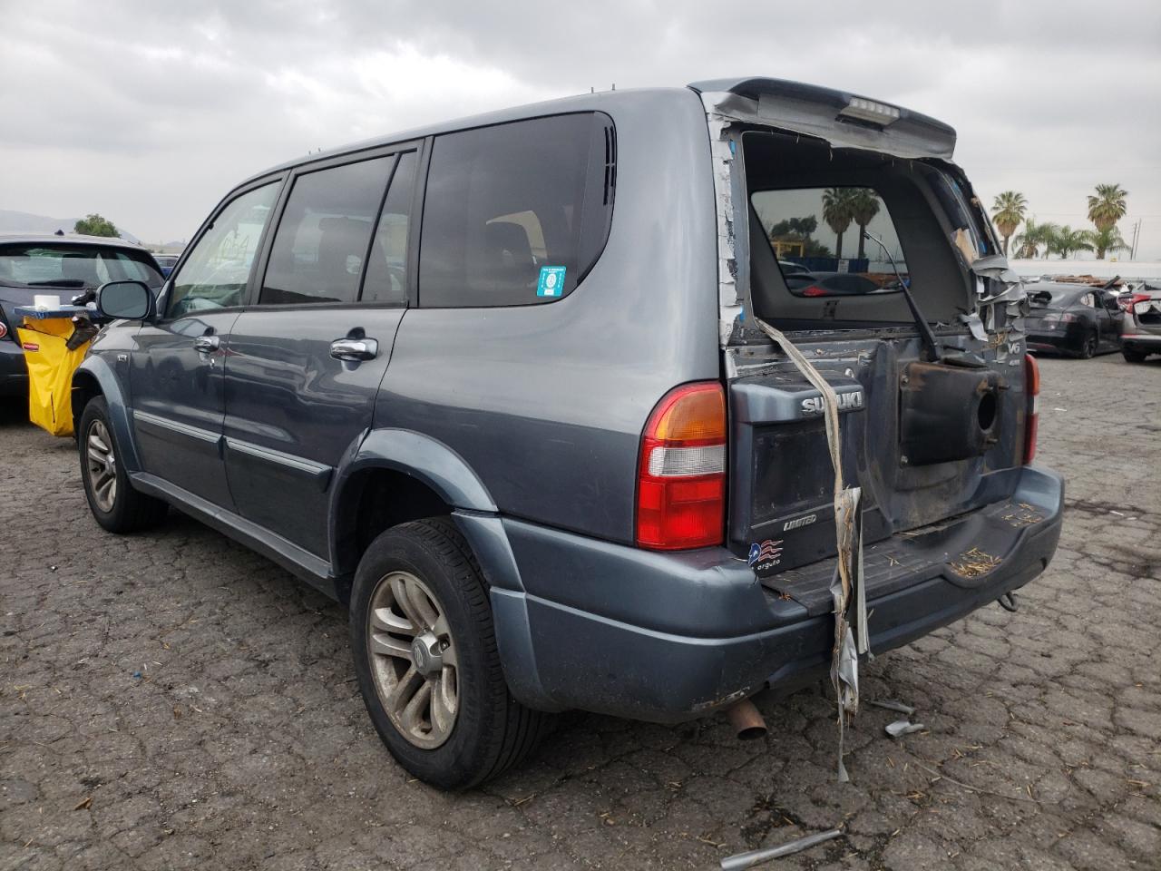 Photo 3 from auction – 2005 SUZUKI XL7 EX with VIN JS3TX92V254104237
