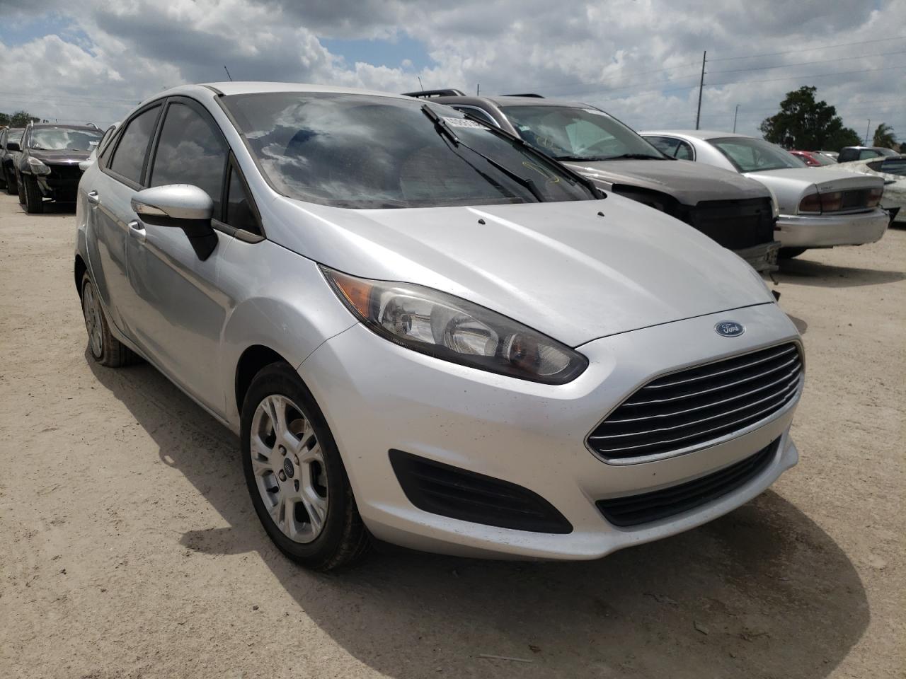 FORD FIESTA SE 2016 with VIN 3FADP4BJ8GM114660 - Photo from auction