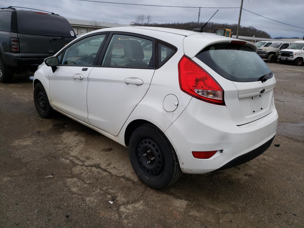 Photo 3 from auction – 2013 FORD FIESTA S with VIN 3FADP4TJ4DM149593