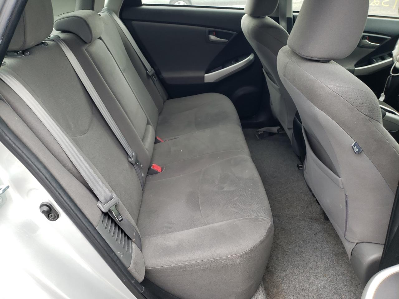 Photo 6 from auction – 2013 TOYOTA PRIUS with VIN JTDKN3DU8D5577361