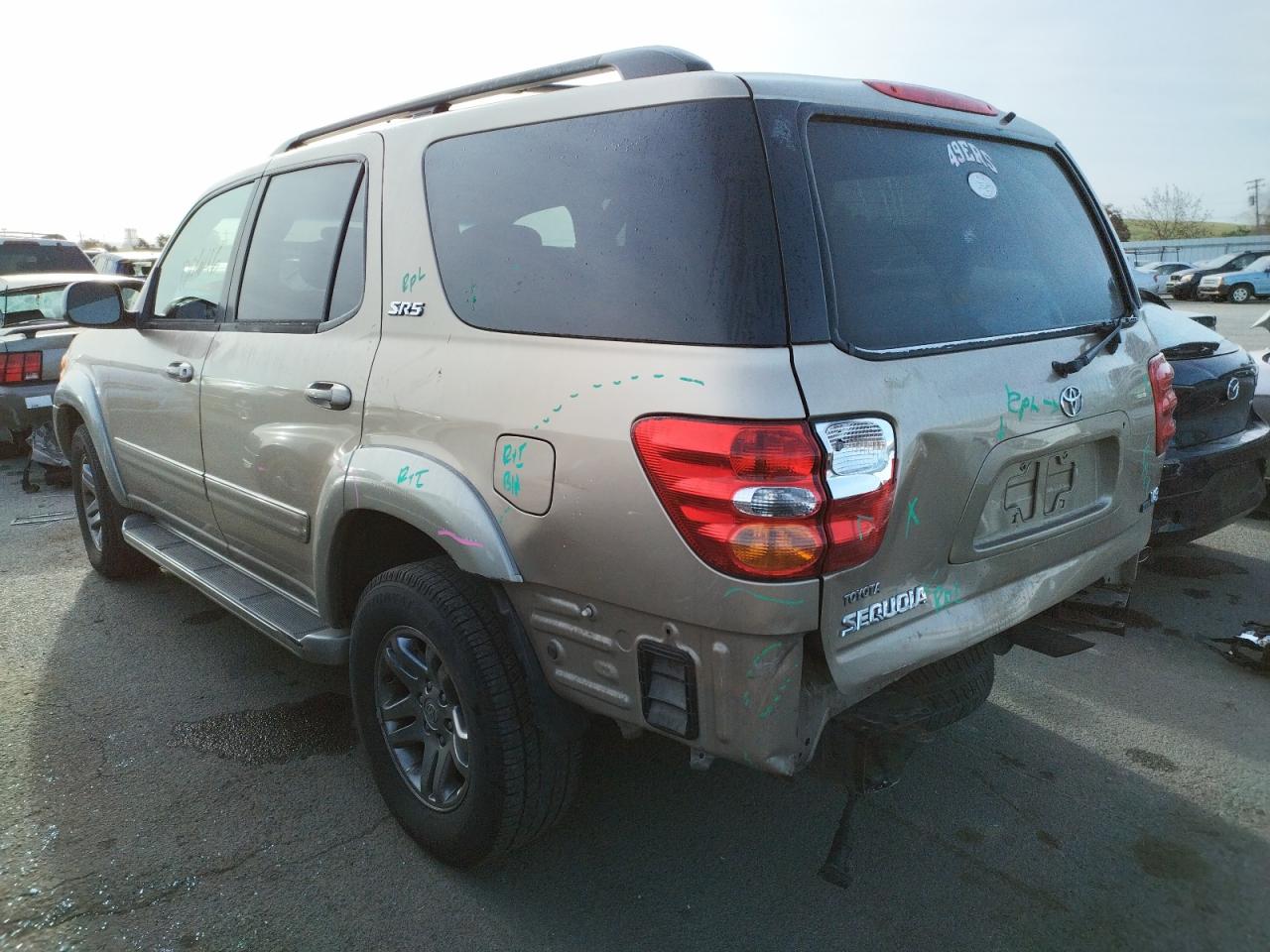Photo 3 from auction – 2004 TOYOTA SEQUOIA SR with VIN 5TDZT34A24S232248