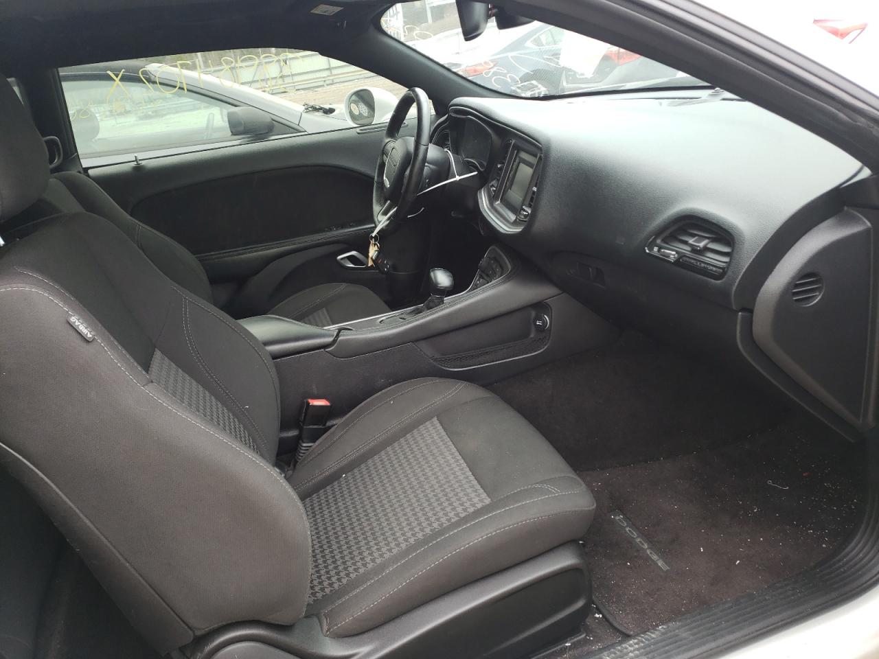 Photo 5 from auction – 2016 DODGE CHALLENGER with VIN 2C3CDZAG0GH245649