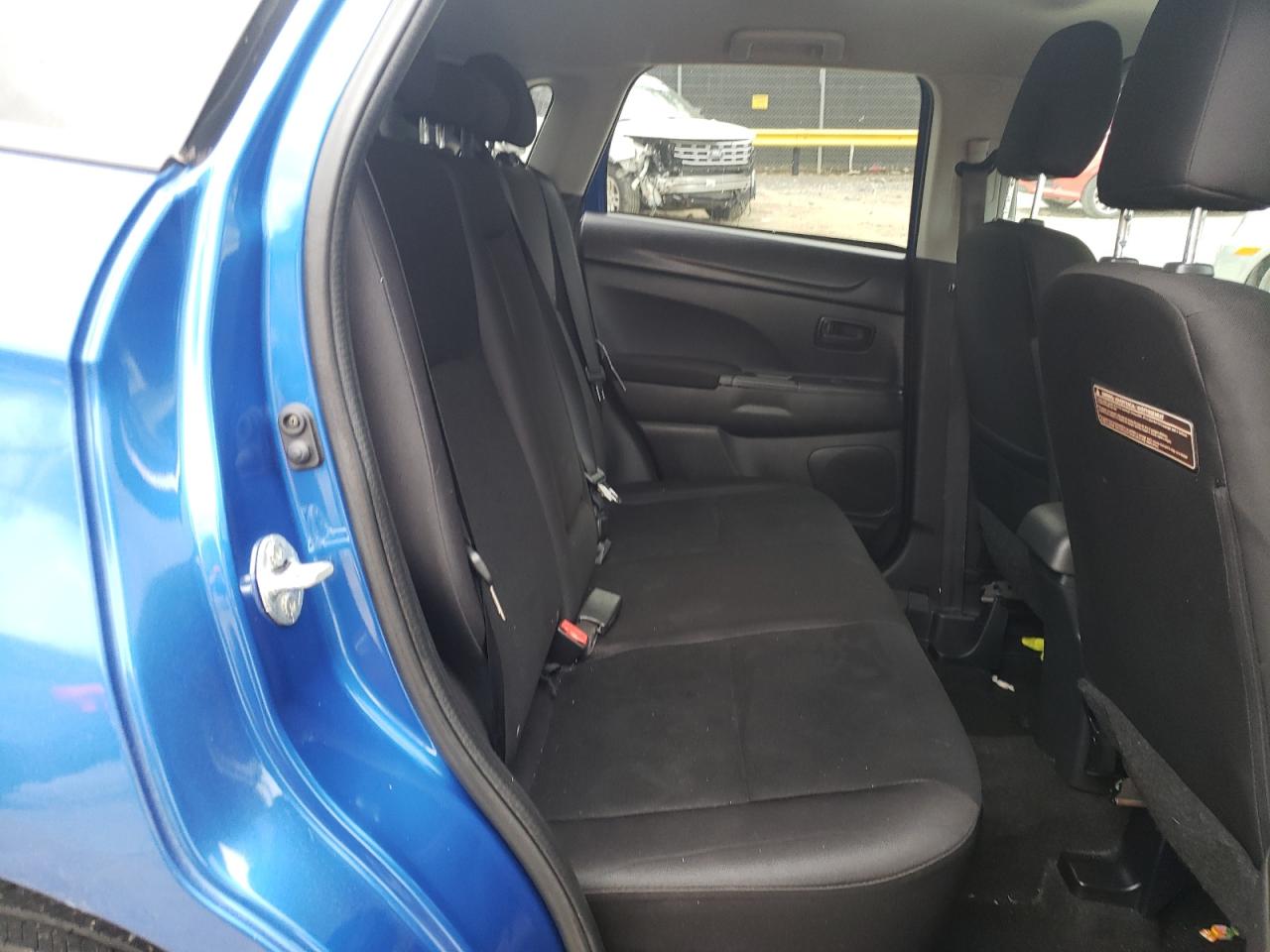 Photo 6 from auction – 2015 MITSUBISHI OUTLANDER with VIN 4A4AP3AU0FE052705