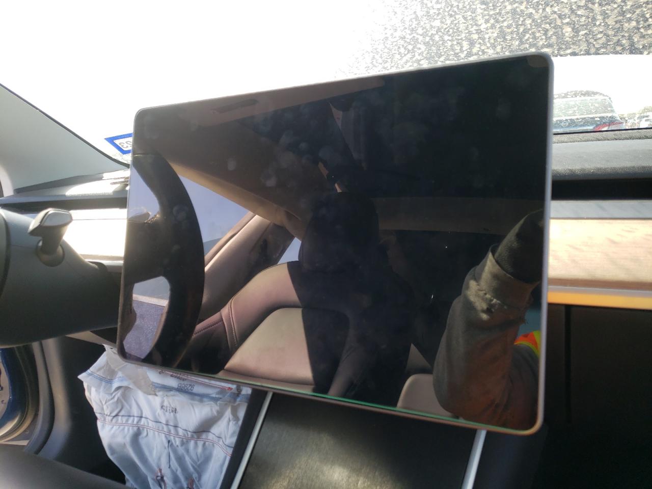 Photo 8 from auction – 2018 TESLA MODEL 3 with VIN 5YJ3E1EB1JF187282