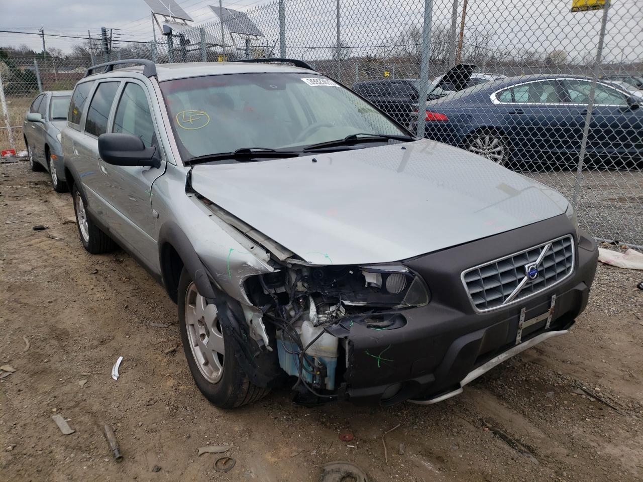 VOLVO XC70 2004 with VIN YV1SZ59H341131423 - Photo from auction