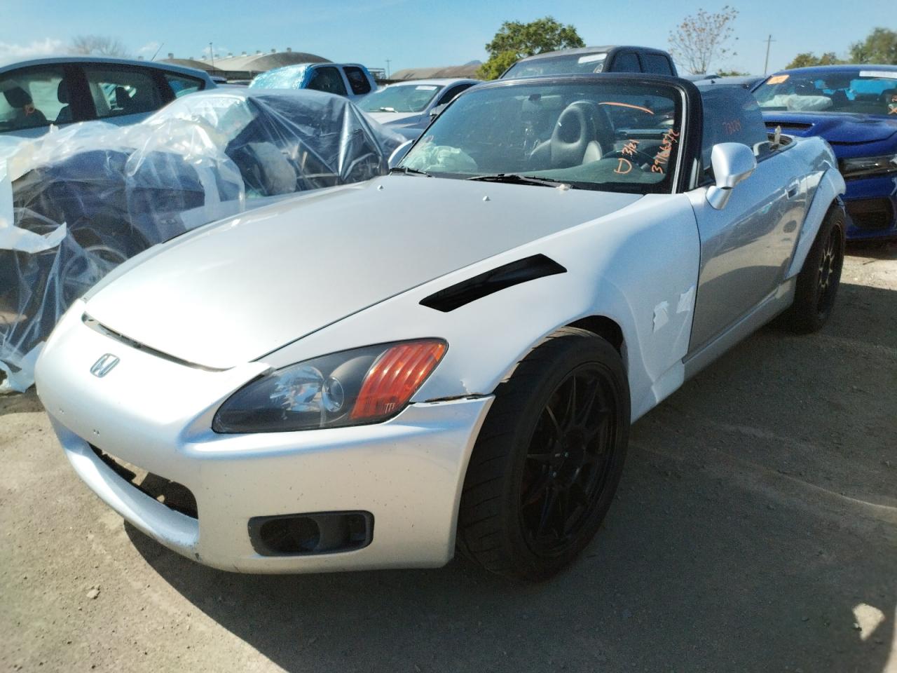 Photo 18 from auction – 2002 HONDA S2000 with VIN JHMAP11412T003366