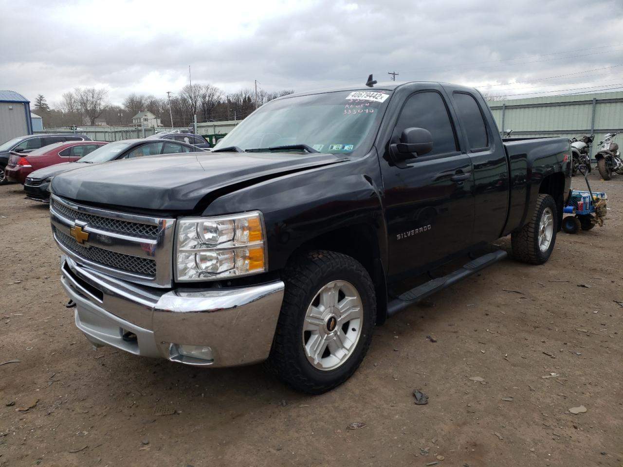Photo 2 from auction – 2013 CHEVROLET SILVERADO with VIN 1GCRKSE77DZ333090