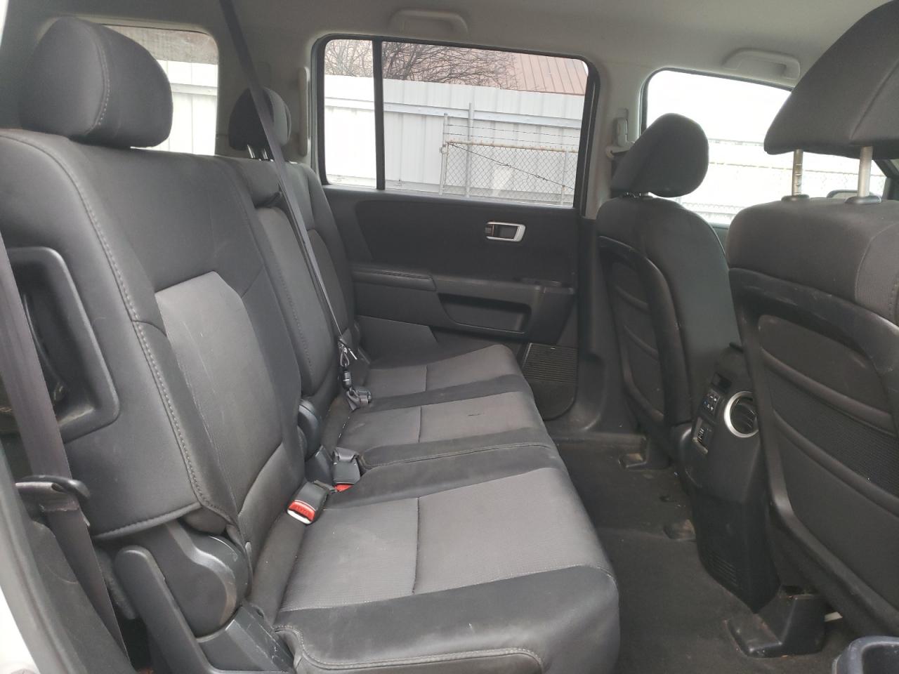 Photo 6 from auction – 2011 HONDA PILOT EX with VIN 5FNYF4H46BB054892