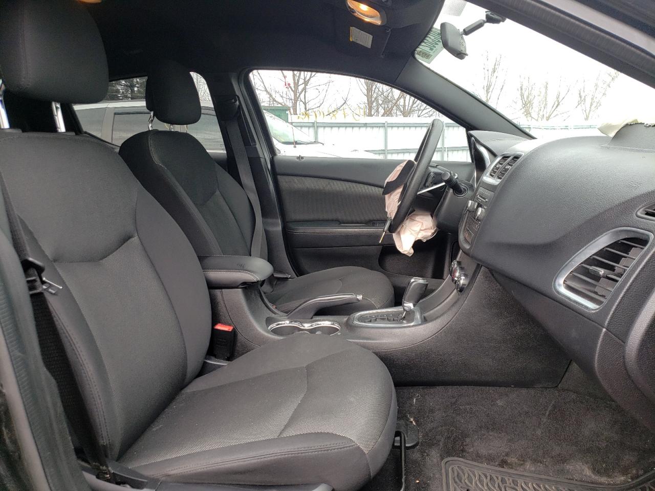 Photo 5 from auction – 2013 DODGE AVENGER SE with VIN 1C3CDZAB0DN755409