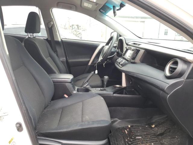 Photo 5 from auction – 2015 TOYOTA RAV4 LE with VIN JTMZFREV5FD064101