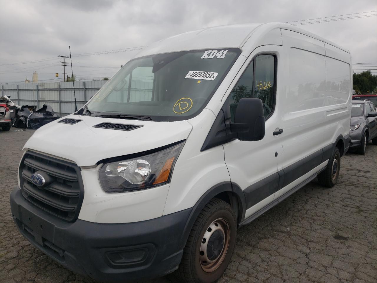 Photo 2 from auction – 2020 FORD TRANSIT T- with VIN 1FTBR1C80LKA04452