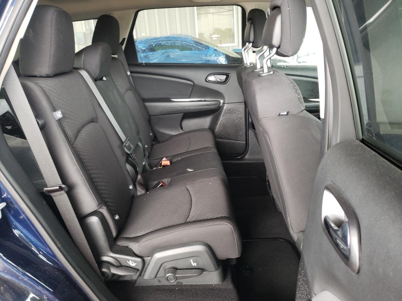 Photo 6 from auction – 2018 DODGE JOURNEY SE with VIN 3C4PDCAB4JT520551