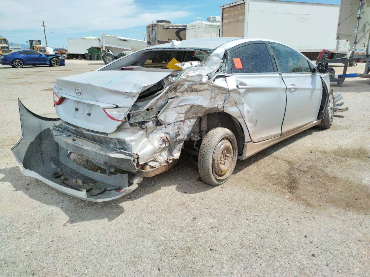 Photo 4 from auction – 2012 HYUNDAI SONATA GLS with VIN 5NPEB4AC5CH403818