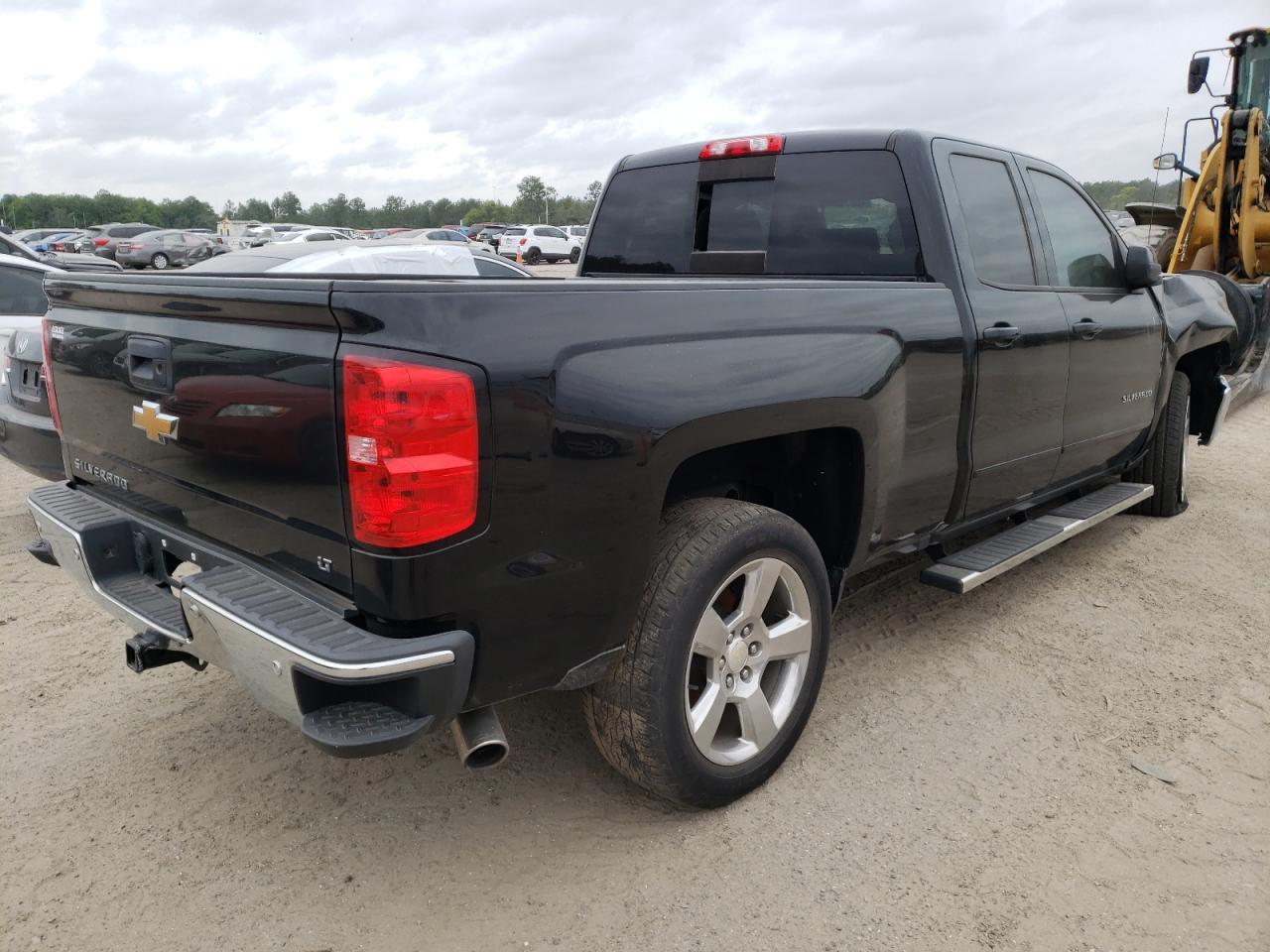 Photo 4 from auction – 2018 CHEVROLET SILVERADO with VIN 1GCRCREC4JZ114926