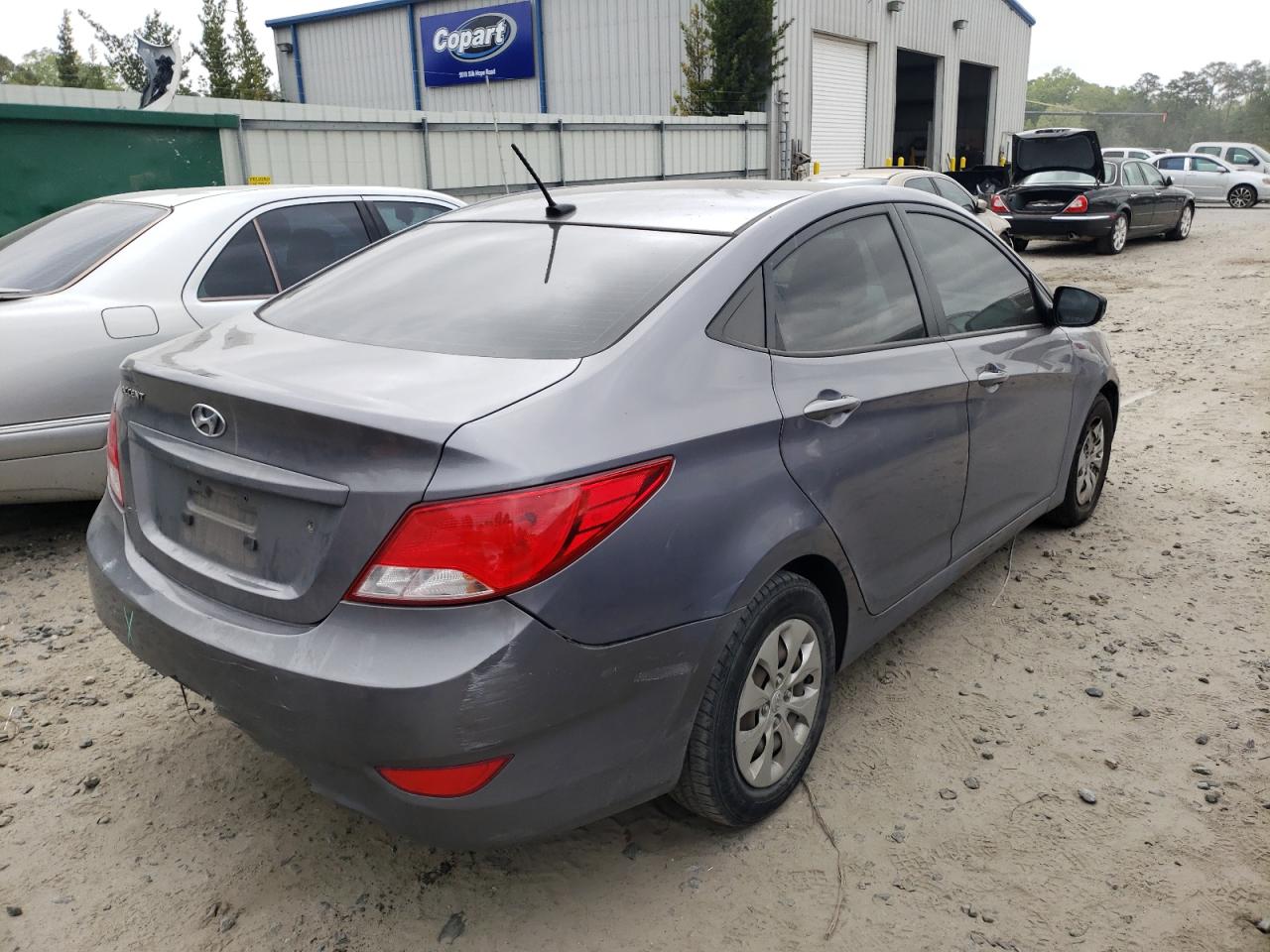 Photo 4 from auction – 2016 HYUNDAI ACCENT SE with VIN KMHCT4AE9GU994068