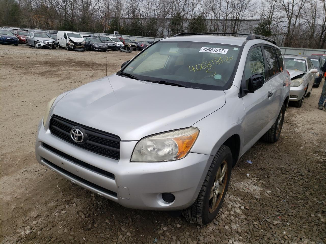 Photo 2 from auction – 2007 TOYOTA RAV4 with VIN JTMBD33V676042086