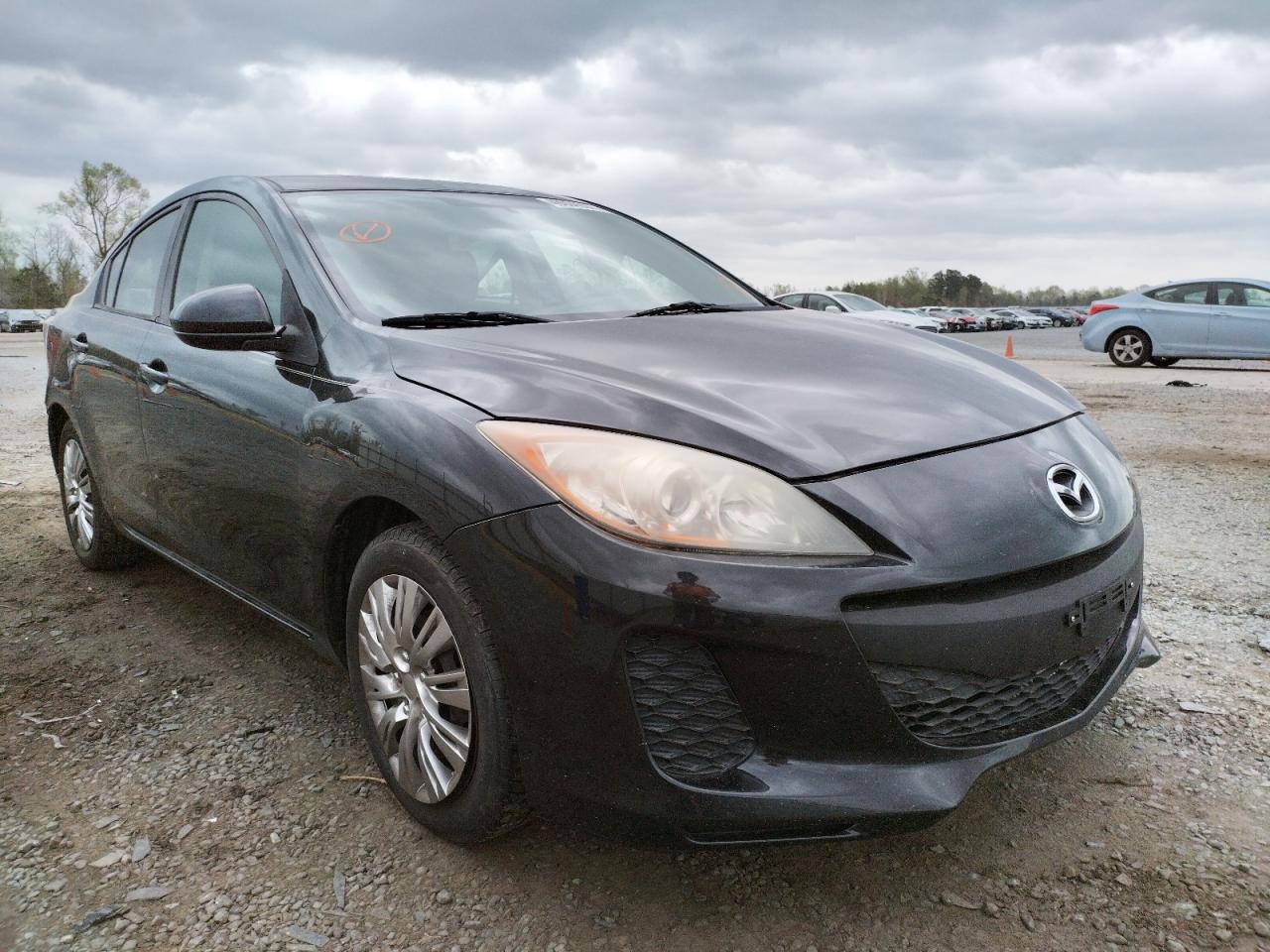 MAZDA 3 I 2012 with VIN JM1BL1UF7C1609251 - Photo from auction