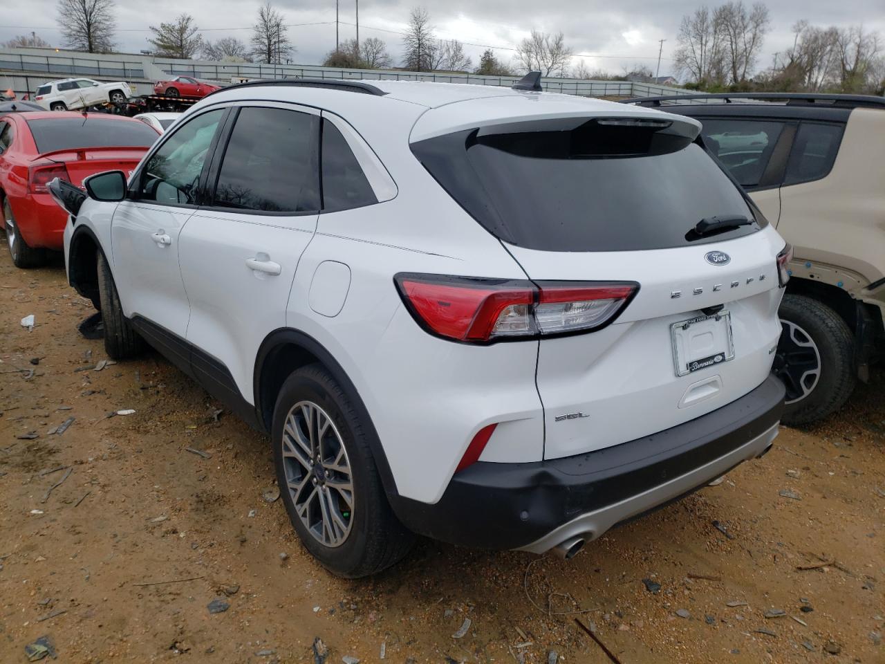Photo 3 from auction – 2020 FORD ESCAPE SEL with VIN 1FMCU0H63LUA33061