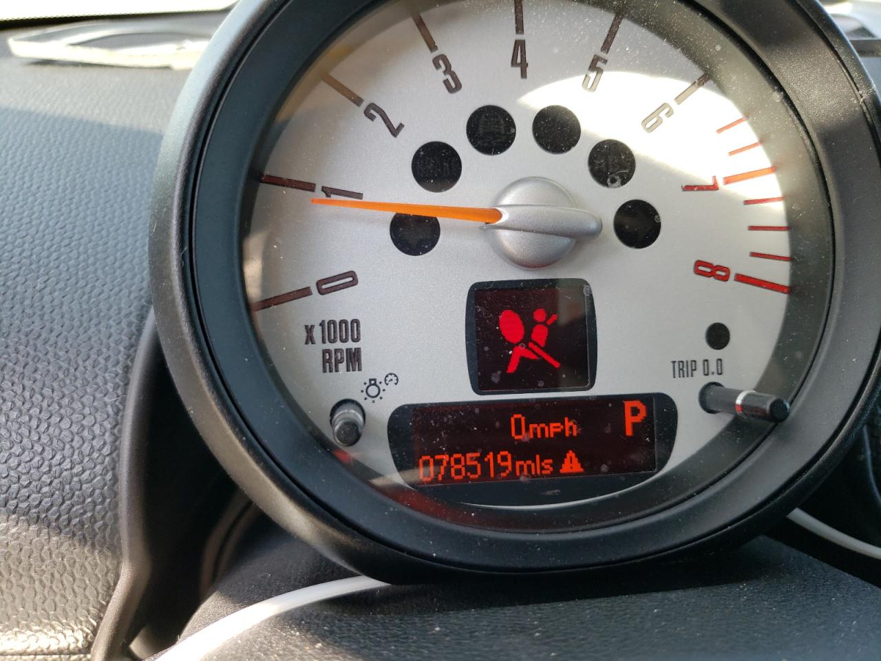 Photo 8 from auction – 2013 MINI COOPER COU with VIN WMWZB3C51DWR36008
