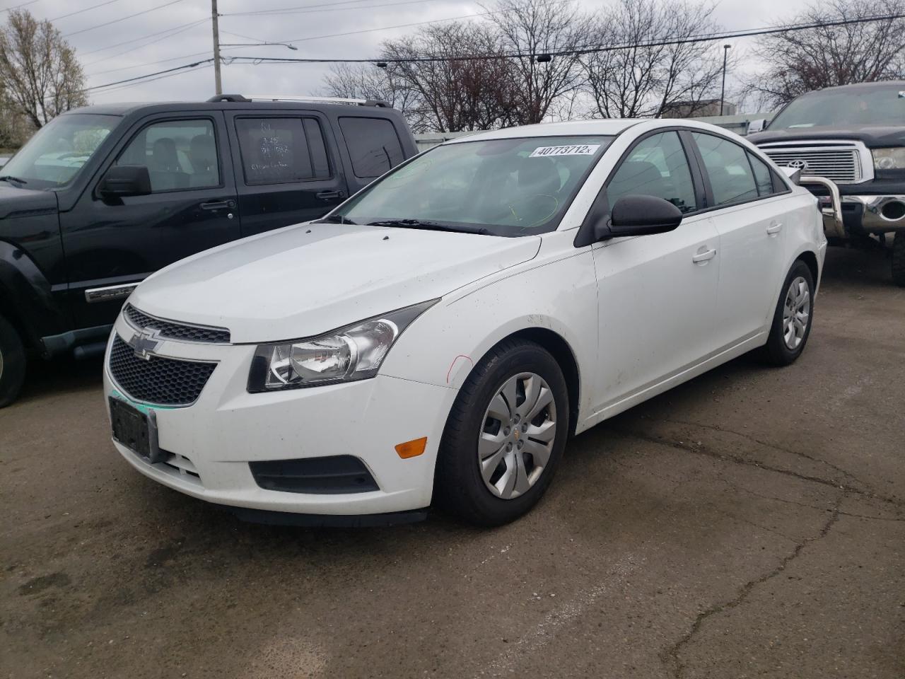 Photo 2 from auction – 2014 CHEVROLET CRUZE LS with VIN 1G1PB5SH3E7214853