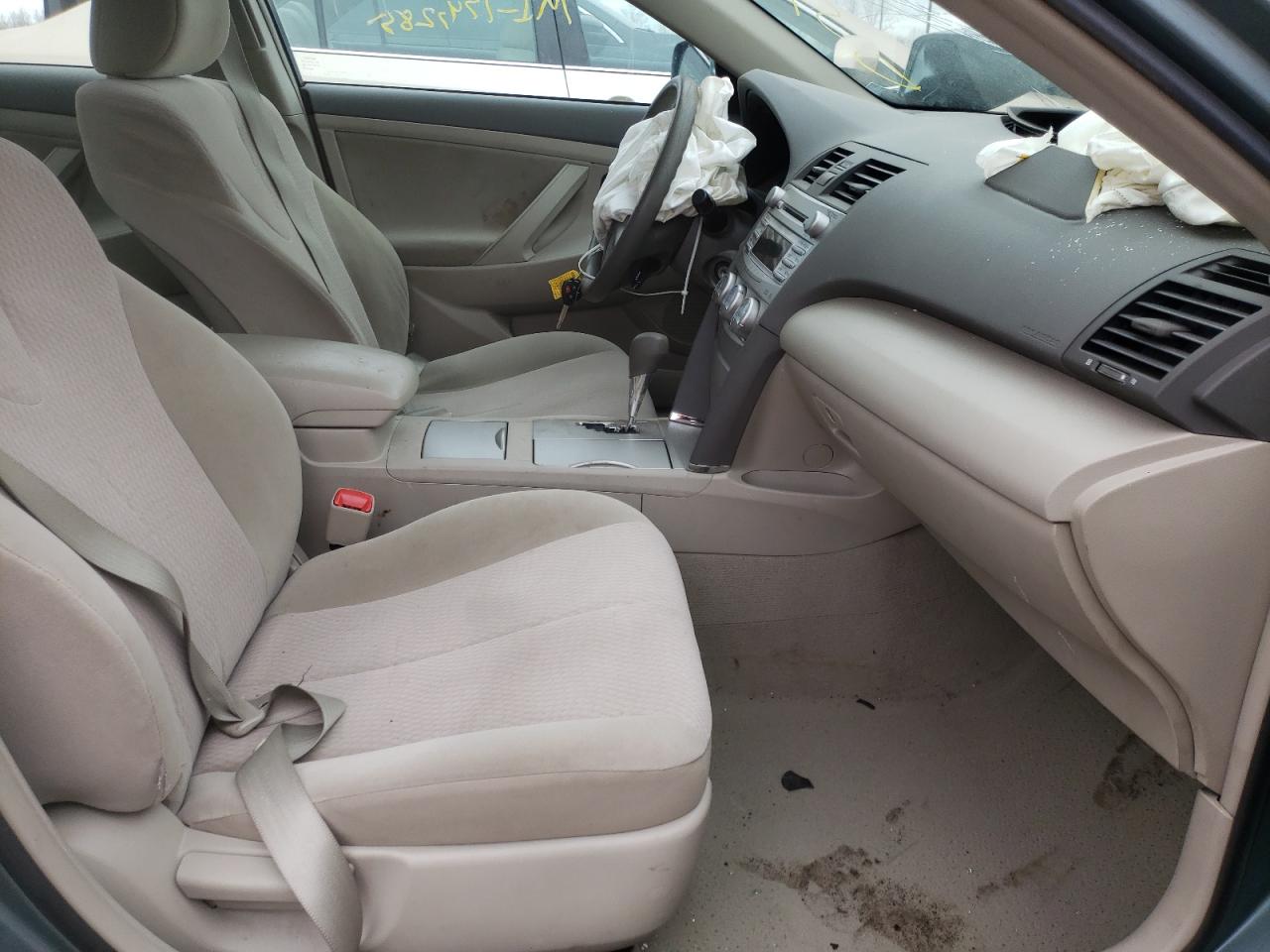 Photo 5 from auction – 2011 TOYOTA CAMRY BASE with VIN 4T4BF3EK6BR152574