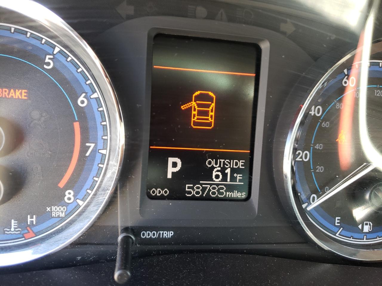 Photo 8 from auction – 2019 TOYOTA COROLLA L with VIN 2T1BURHE1KC238157