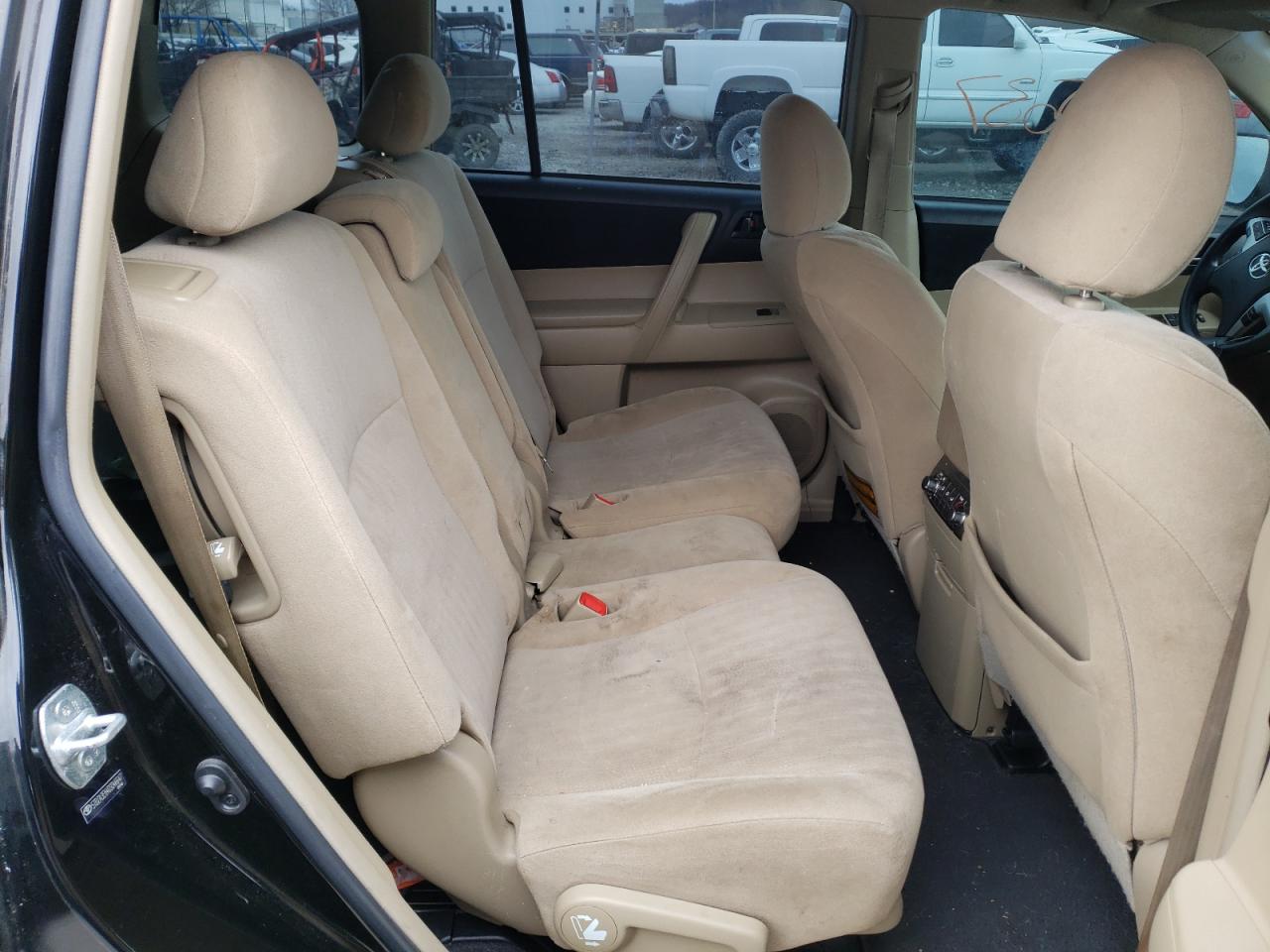 Photo 6 from auction – 2013 TOYOTA HIGHLANDER with VIN 5TDZA3EH4DS046647