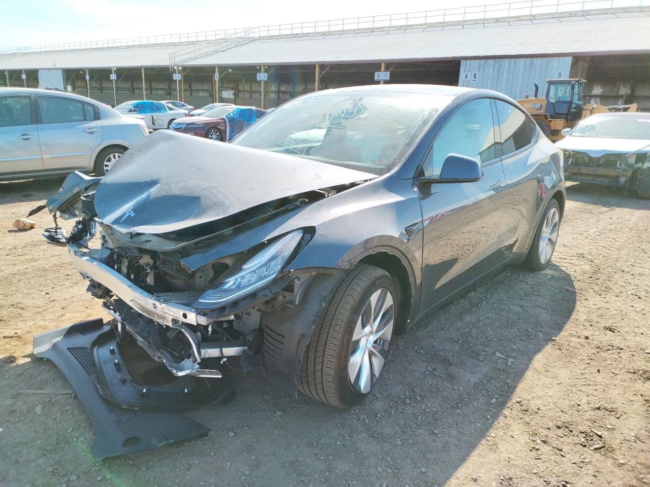 Photo 2 from auction – 2020 TESLA MODEL Y with VIN 5YJYGDEEXLF036701