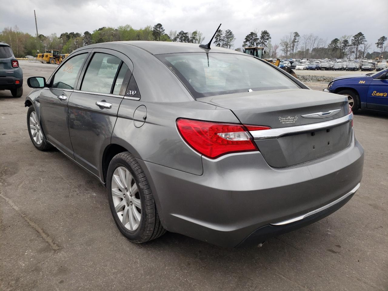 Photo 3 from auction – 2013 CHRYSLER 300 LIMITE with VIN 1C3CCBCG9DN738854