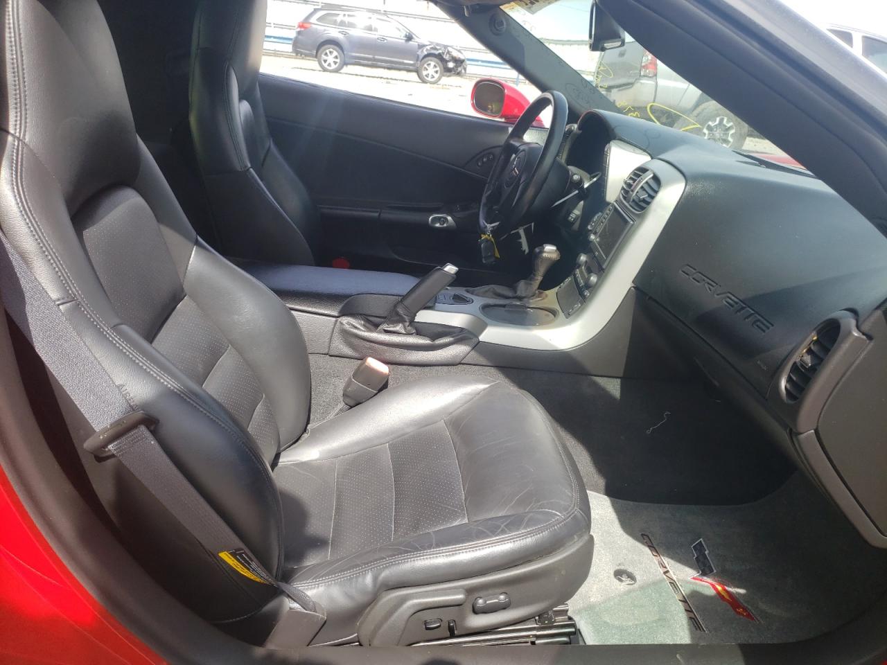 Photo 5 from auction – 2005 CHEVROLET CORVETTE with VIN 1G1YY24U055100364