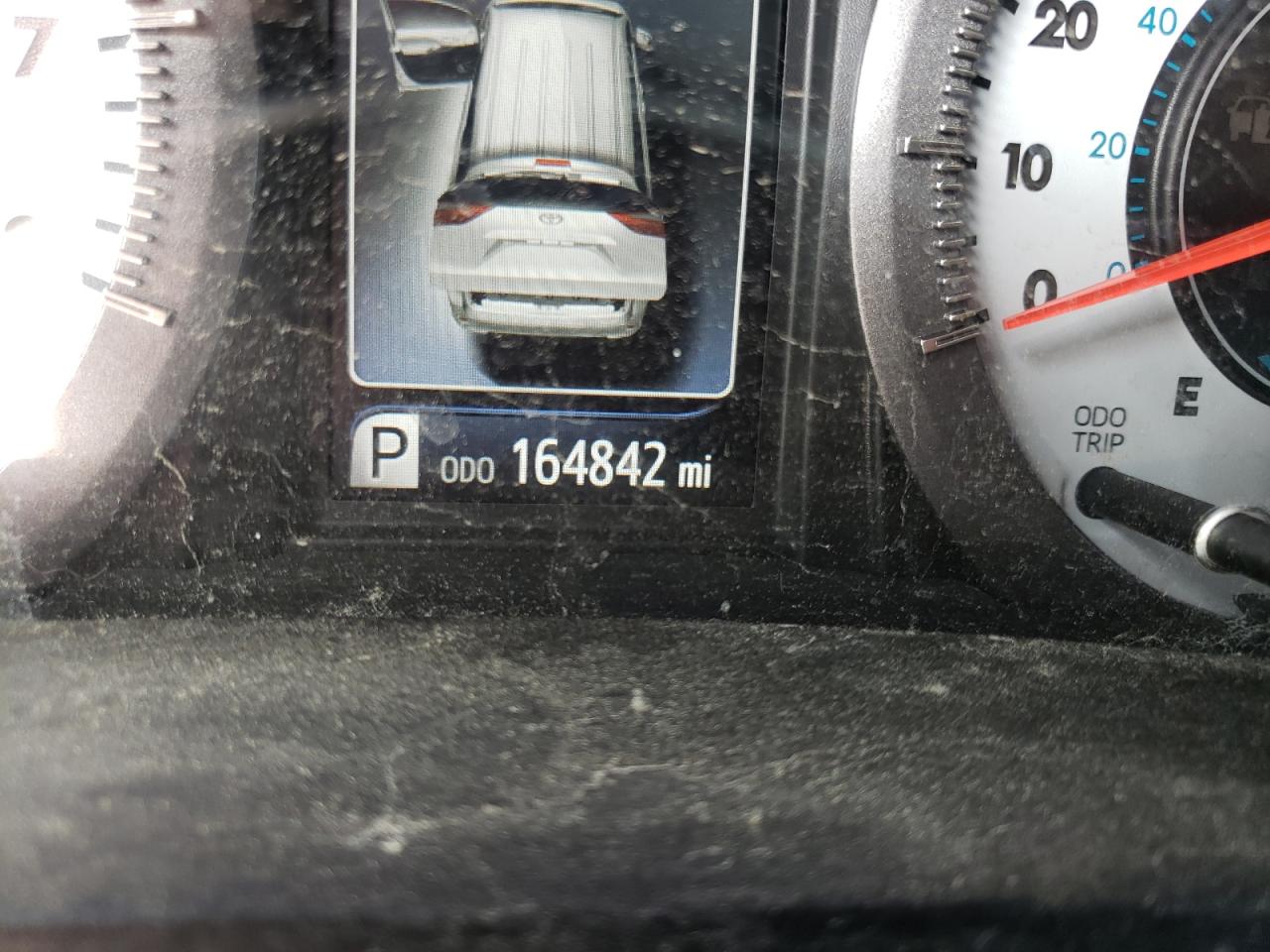 Photo 8 from auction – 2016 TOYOTA SIENNA with VIN 5TDXK3DC7GS764756