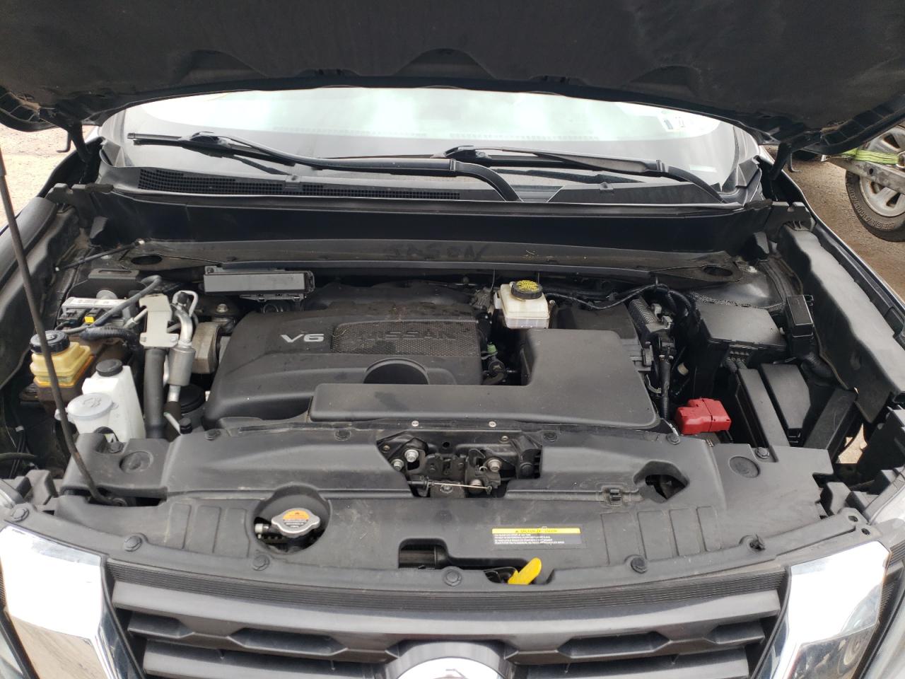 Photo 7 from auction – 2017 NISSAN PATHFINDER with VIN 5N1DR2MM1HC692114