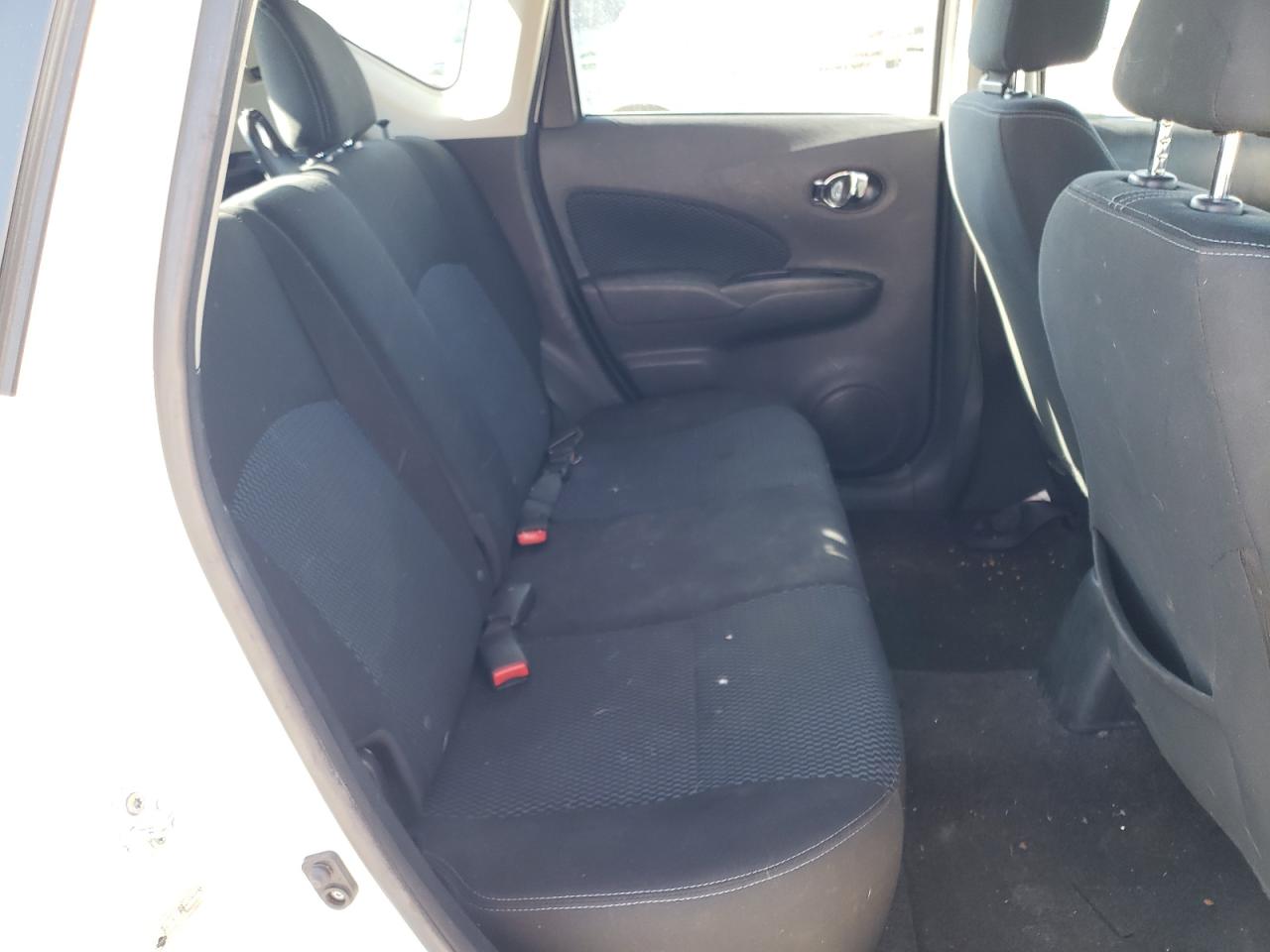 Photo 6 from auction – 2016 NISSAN VERSA NOTE with VIN 3N1CE2CP8GL395953