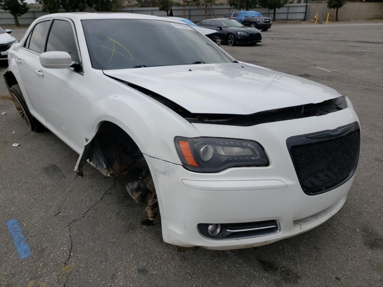 CHRYSLER 300 S 2013 с VIN 2C3CCABT8DH681693 - Фото с аукциона
