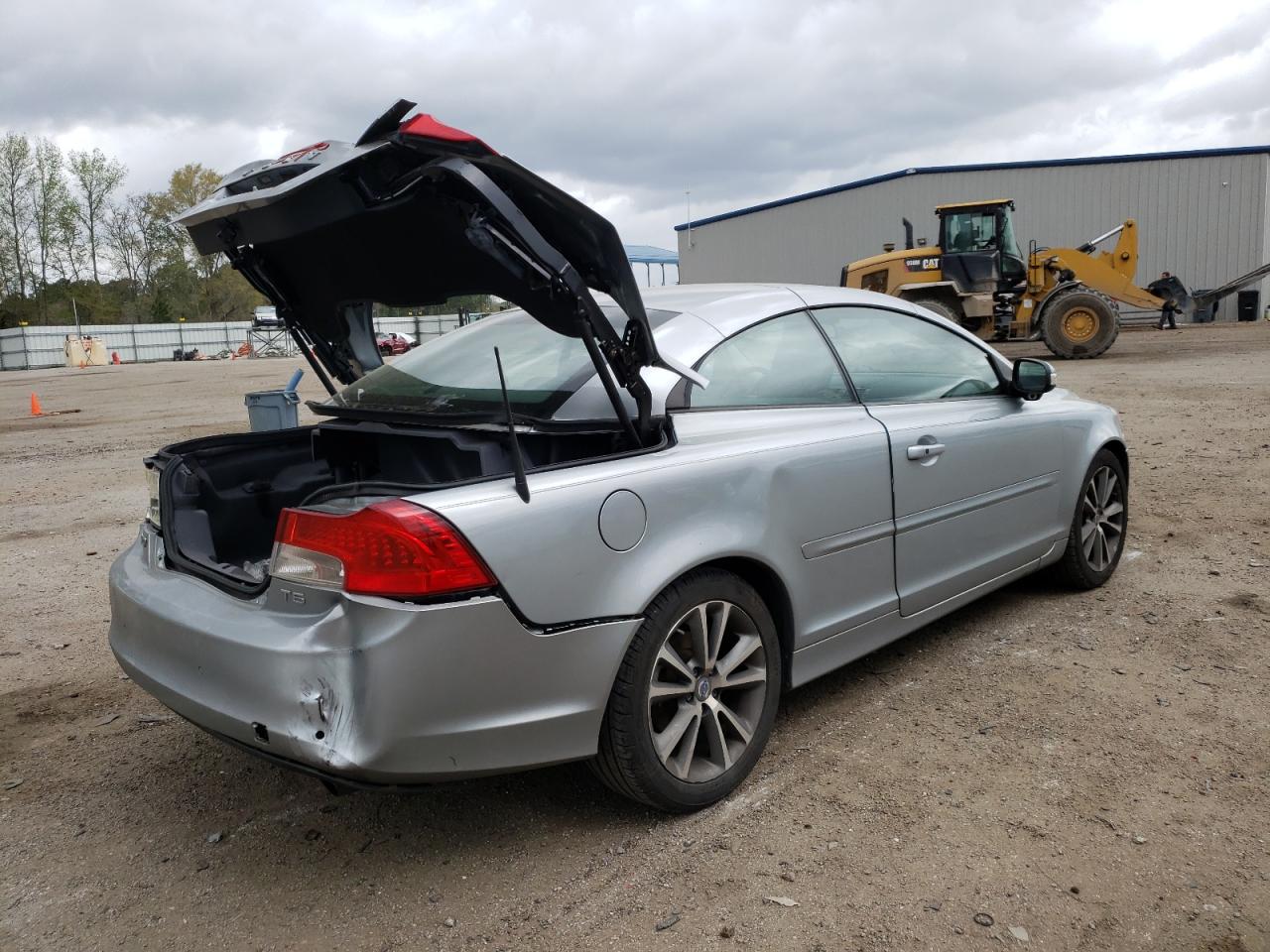 Photo 4 from auction – 2012 VOLVO C70 T5 with VIN YV1672MC4CJ127333