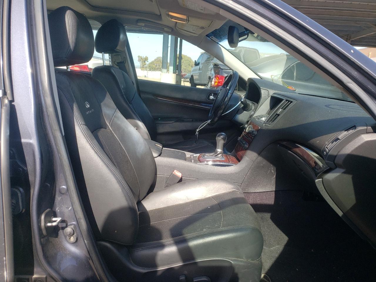 Photo 5 from auction – 2010 INFINITI G37 BASE with VIN JN1CV6AP7AM408554