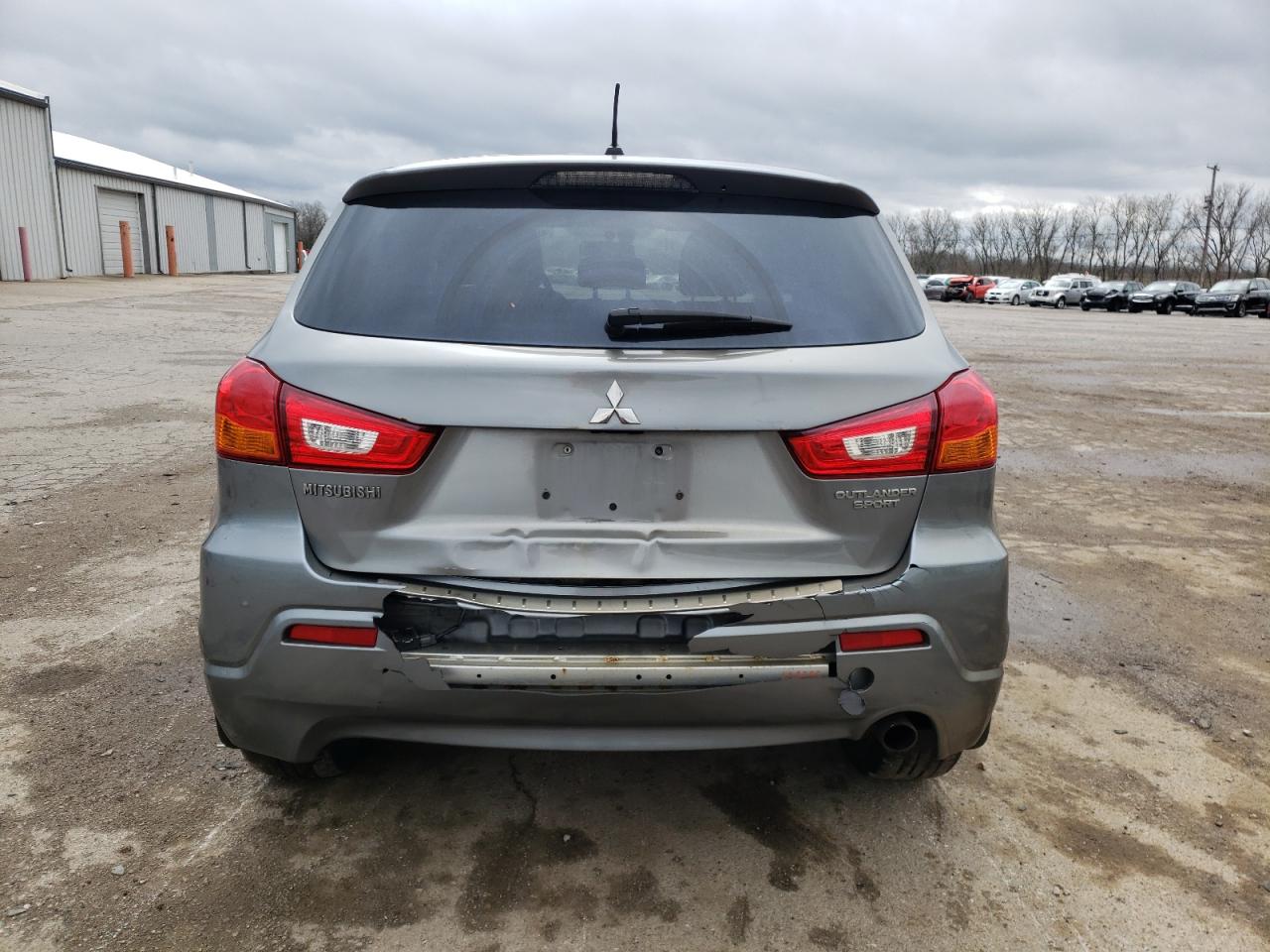 Photo 9 from auction – 2011 MITSUBISHI OUTLANDER with VIN JA4AR4AU9BZ002244