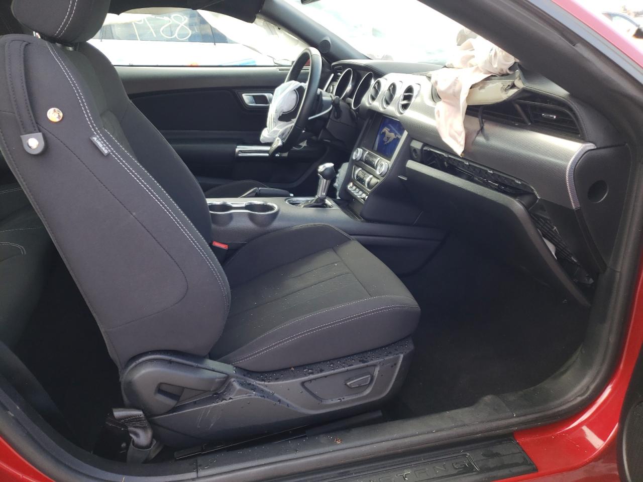 Photo 5 from auction – 2020 FORD MUSTANG with VIN 1FA6P8TH5L5172625