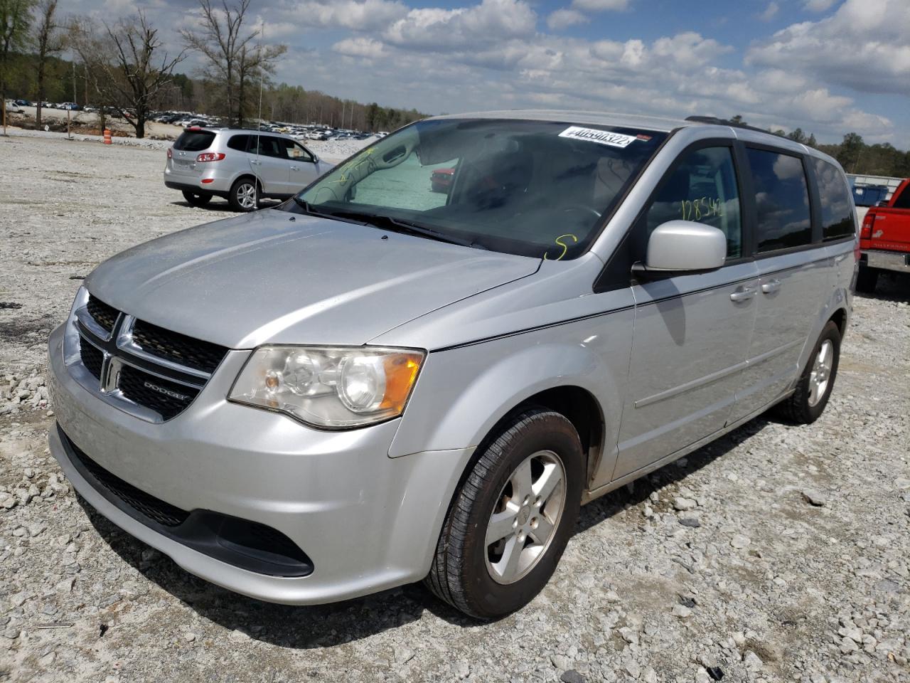 Photo 2 from auction – 2011 DODGE GRAND CARA with VIN 2D4RN3DG2BR602038