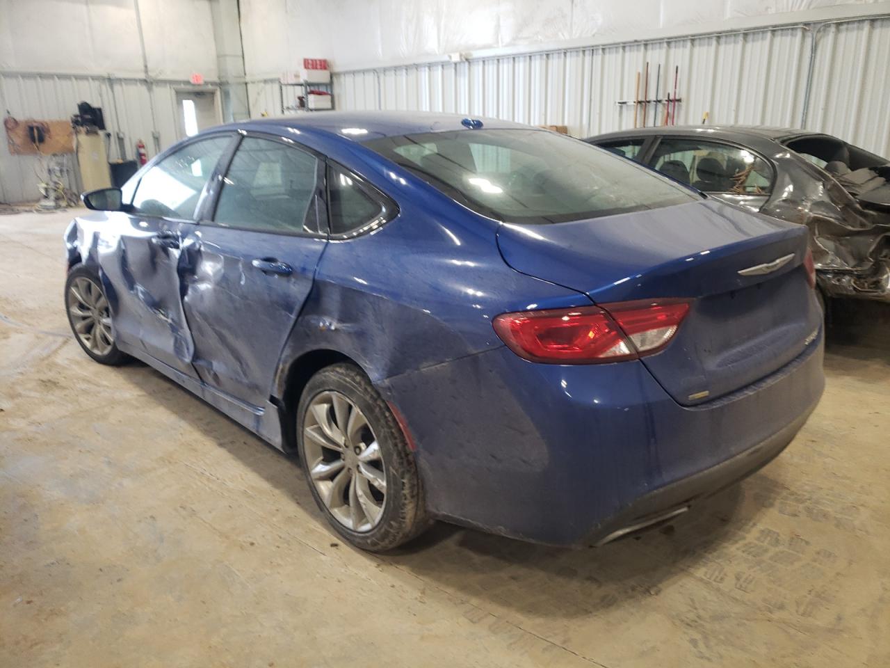 Photo 3 from auction – 2015 CHRYSLER 200 S with VIN 1C3CCCBB8FN719775